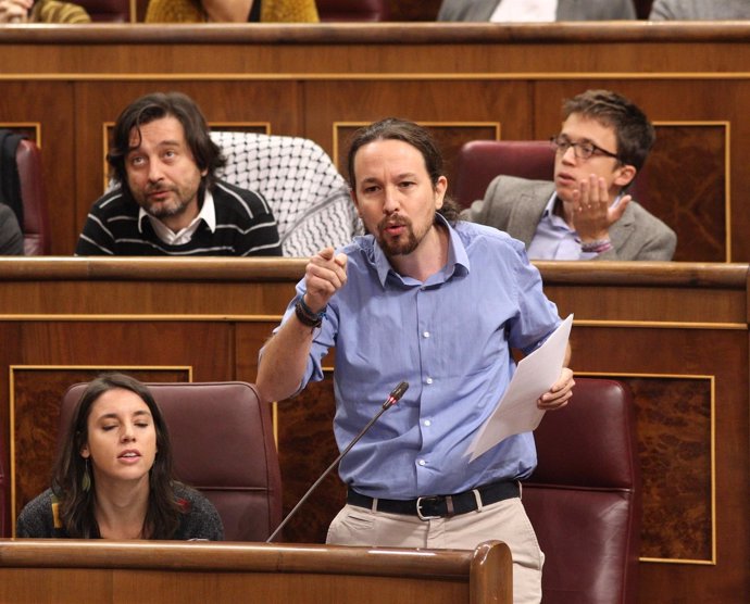 Pablo Iglesias, líder de Podemos, en la sesión de control