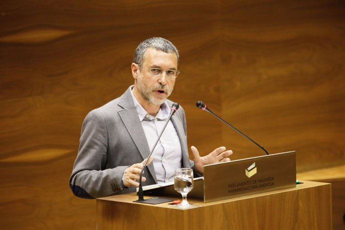 El vicepresidente de Derechos Sociales del Gobierno de Navarra, Miguel Laparra