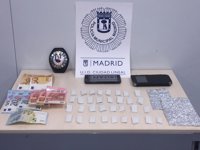 Dos detenidos y 33 gramos de cocaína requisadas en un local de Ciudad Lineal denunciado por los vecinos