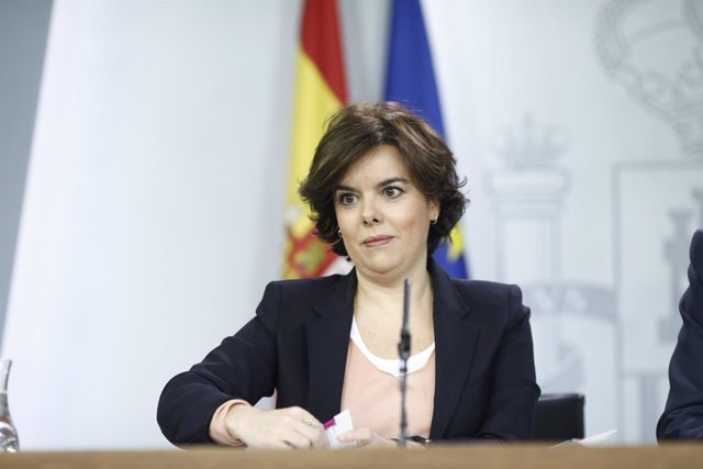 Rueda de prensa de Santamaría tras el Consejo de Ministros