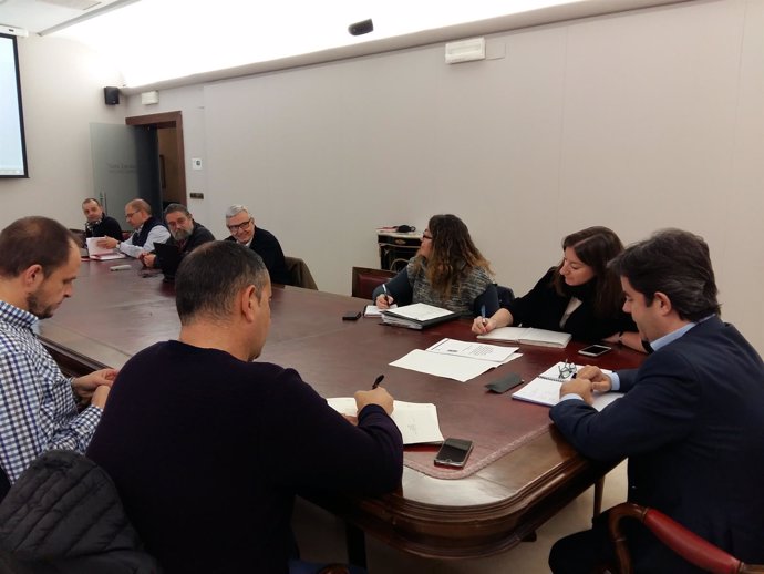 Reunión para analizar el abastecimiento de agua a Huesca y su entorno