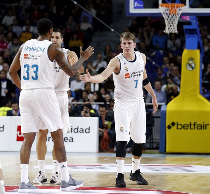 Doncic y Thompkins (Real Madrid)