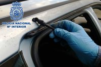 Detenido un vecino del barrio Pescadería de Almería por presuntamente cometer 15 robos en el interior de vehículos