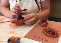 El Museo Arqueológico de Murcia organiza un taller infantil para modelar un nacimiento de barro para esta Navidad