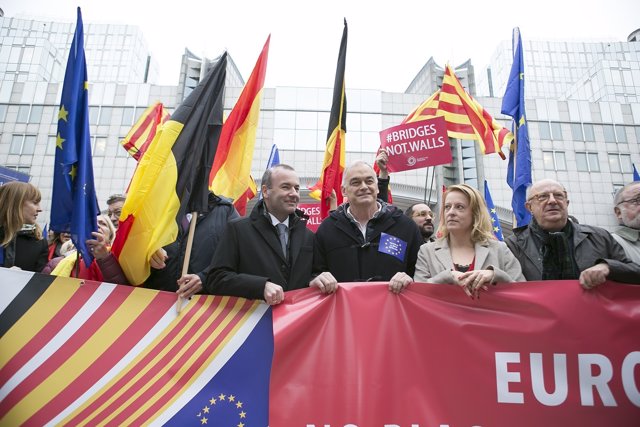 Nota + Video. González Pons: “Los Españoles No Vamos A Consentir Que Nadie Nos R