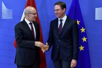 Ankara defiende ante la UE que "Turquía no es perfecta" pero sus reformas han mejorado el Estado de Derecho