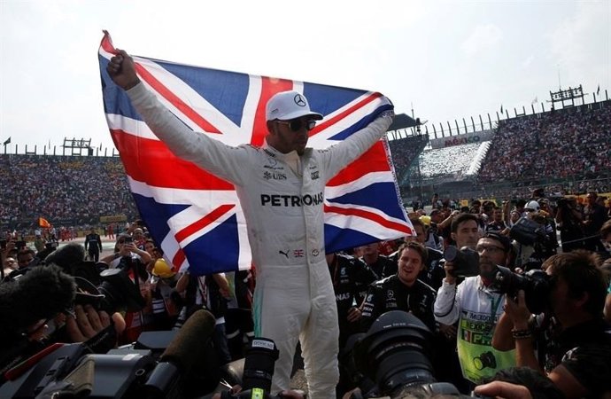 Hamilton, campeón del mundo en México