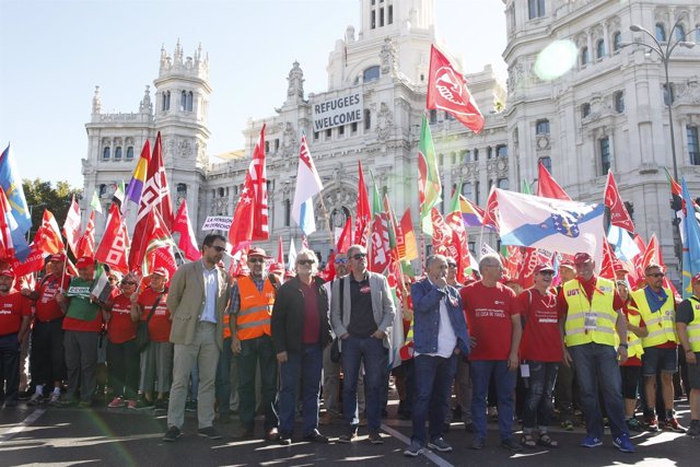 Unai Sordo y Pepe Álvarez en la marcha por pensiones dignas en Madrid