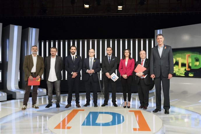 Foto del debate a siete para las elecciones catalanas del 21-D
