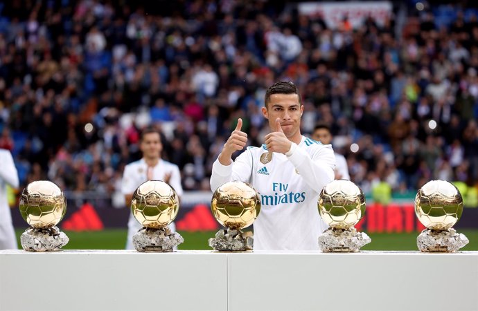 Cristiano Ronaldo Balón Oro Real Madrid Santiago Bernabéu