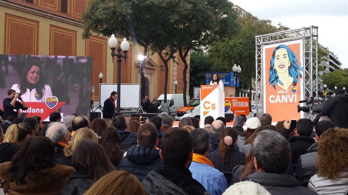  Inés Arrimadas en un acte a Tarragona
