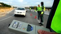 Unos 400 agentes de la Guardia Civil realizarán 4.000 pruebas de alcohol y droga esta semana en carreteras extremeñas