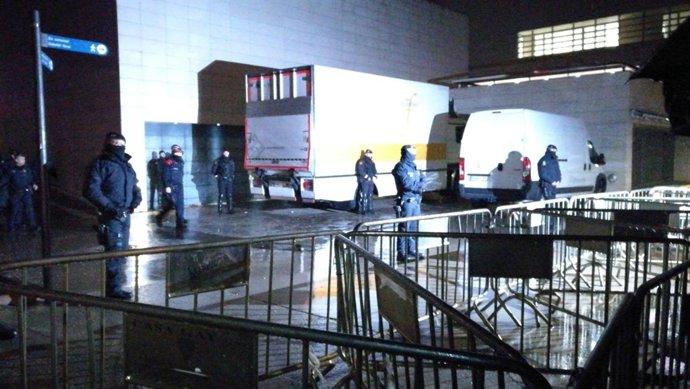 Dispositiu de Mossos i Guàrdia Urbana en el Museu de Lleida