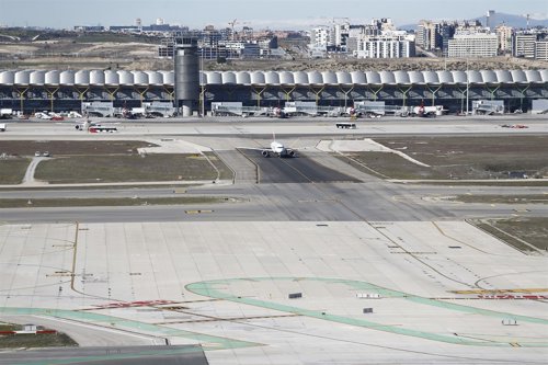 Torre de control, torres de control del aeropuerto de Barajas
