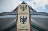 Alemania acusa a la Inteligencia china de espiar a sus políticos con perfiles falsos de redes sociales