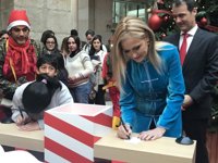 La Navidad "de todos" llega a Sol de la mano del tradicional belén, el Bosque de los Deseos y la Casa de Papá Noel 