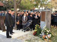 Zoido destaca el "ejemplo ético" de las víctimas del terrorismo y exige a ETA que se disuelva y pida perdón