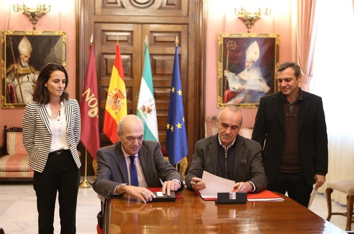 Firma del convenio.