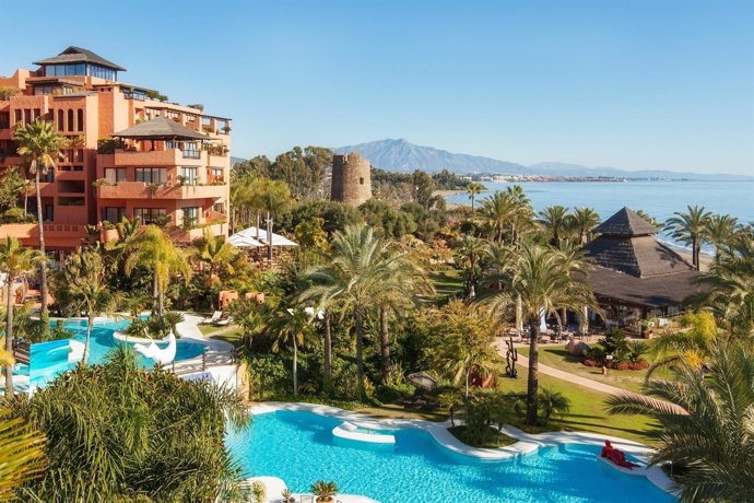 Kempinsky Bahía Estepona hotel turismo lujo piscinas costa del sol viajes