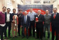 La Copa de LaLiga Santander llega a Zaragoza arropada por históricos del Real Zaragoza