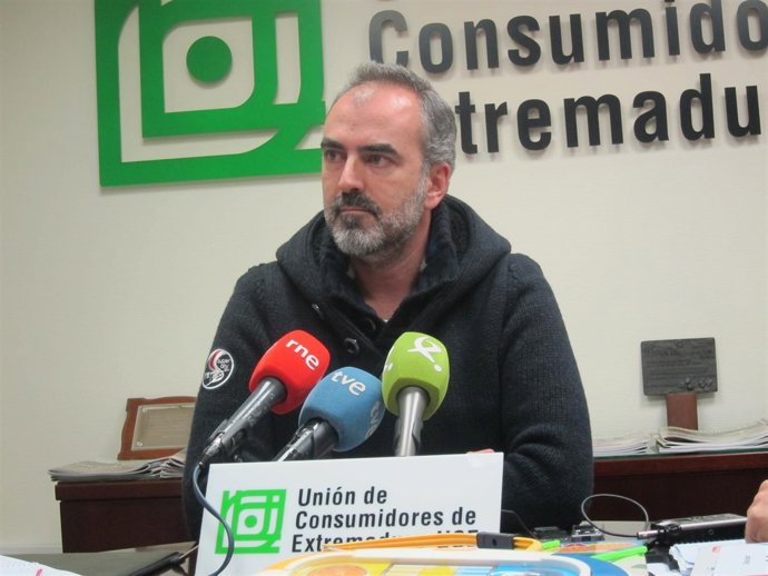 La UCE incide en que no se debe ahorrar "nunca" en la seguridad de los juguetes