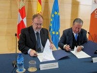 SEAT dona una veintena de vehículos para uso educativo en centros de FP en CyL