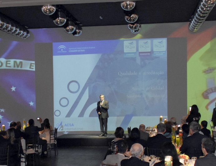 Agencia de Calidad Sanitaria de Andalucía certifica centros en Brasil