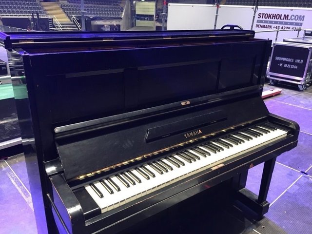 PIANO JAPONÉS YAMAHA DE 1938