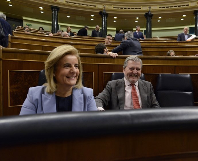 Los ministros Fátima Báñez e Iñigo Méndez de Vigo