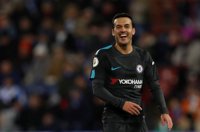 El Chelsea pisa los talones al United tras ganar al Huddersfield