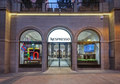 Delegar Experimentar guisante Nespresso trae a España su nuevo concepto de boutique, que apuesta por las  experiencias y la sostenibilidad