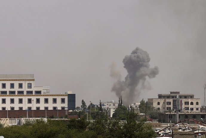 Bombardejos de la coalició saudita sobre Sanà (arxiu)