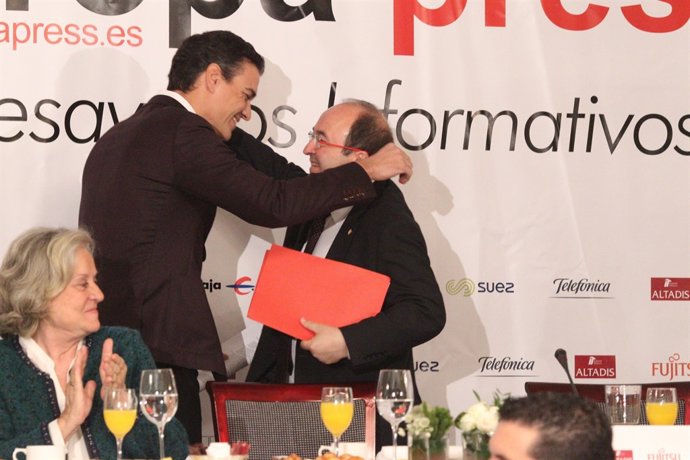 Iceta i Pedro Sánchez en els Esmorzars Informatius d'Europa Press