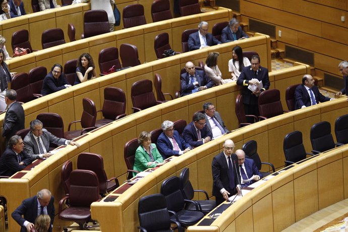 Cristóbal Montoro en el Senado