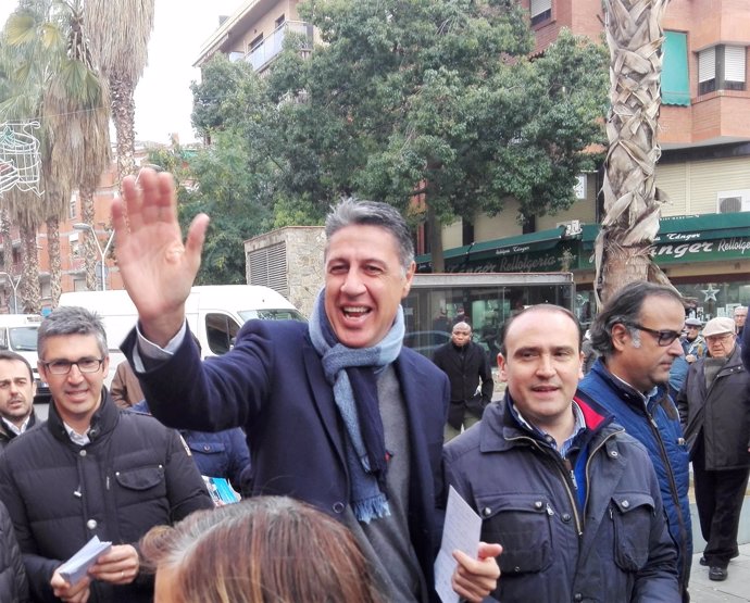 Xavier García Albiol (PP) en campaña en Santa Coloma de Gramenet