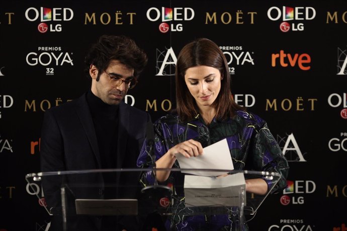 Los actores Bárbara Lennie y David Verdague dan lectura a nominados a los Goya