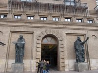 Ayuntamiento de Zaragoza guardará un minuto de silencio por la muerte de Víctor Laínez este jueves