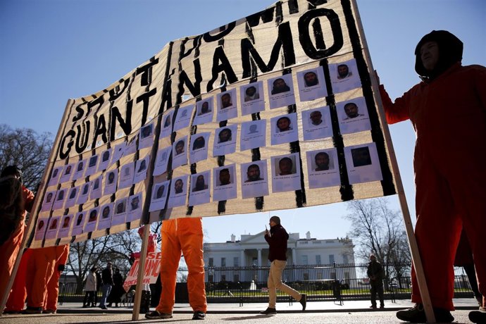 Protesta para pedir el cierre del centro de detención de Guantánamo