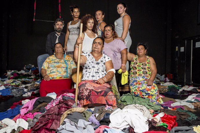 La obra 'Fuente Ovejuna', protagonizada por mujeres del asentamiento de El Vacie
