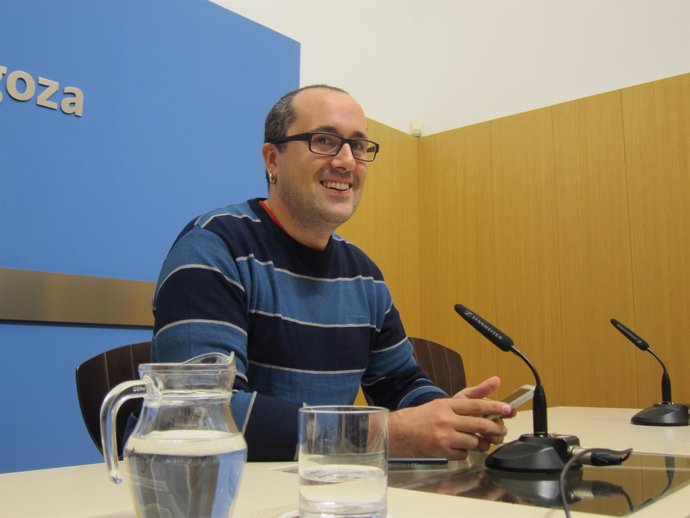 El consejero municipal de Servicios Públicos y Personal, Alberto Cubero