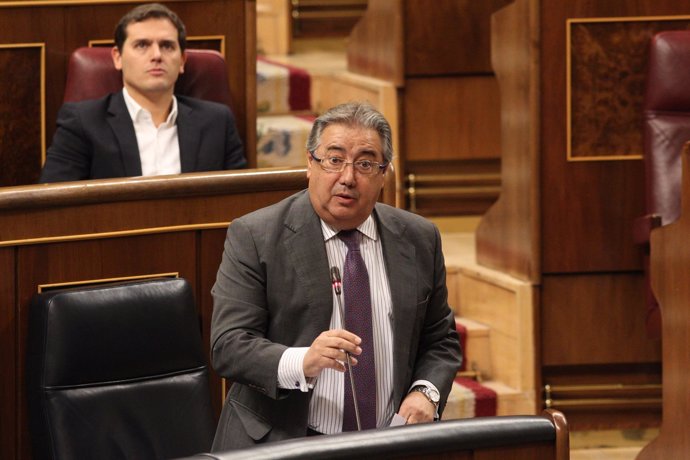 Juan Ignacio Zoido en la sesión de control al Gobierno en el Congreso