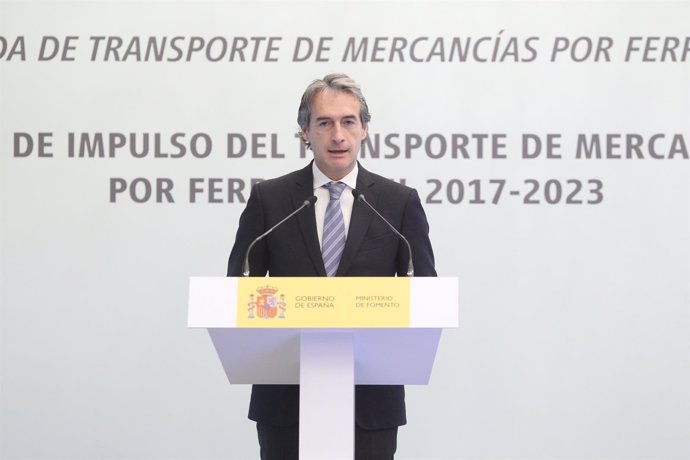 Íñigo de la Serna presenta el Plan de Impulo al Transporte de Mercancías