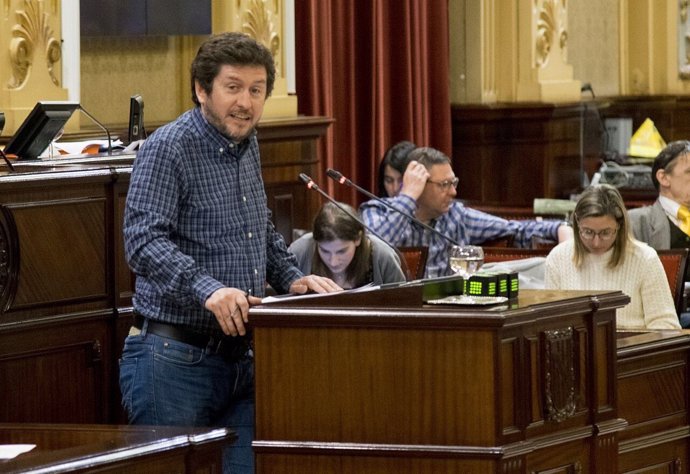 Alberto Jarabo en el Parlament