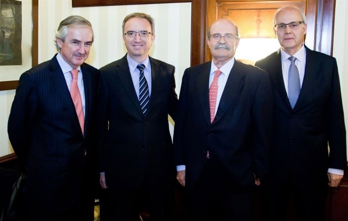 Equipo directivo de la AOP