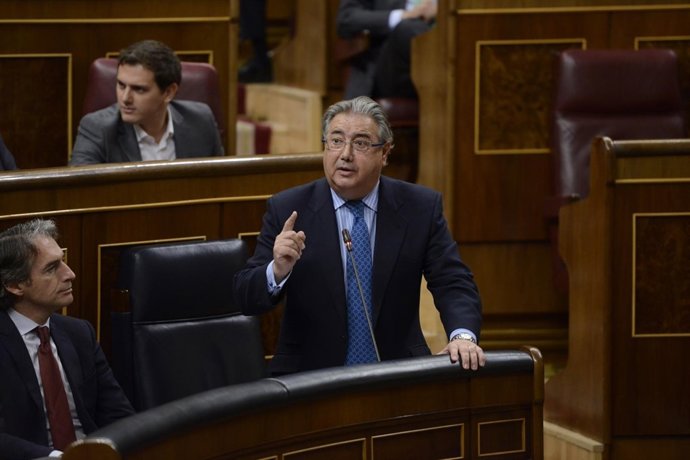 Zoido en la sesión de control al Gobierno en el Congreso