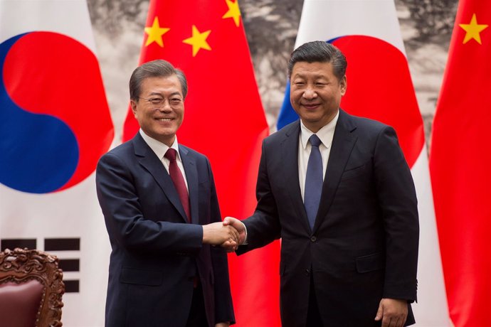 Moon Jae In y Xi Jinping 