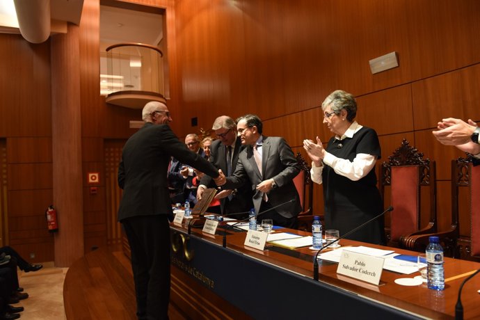 Pablo Salvador Coderch rep l'IX Premi Puig Salellas atorgat pel CNC