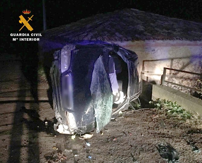 Estado en el que quedó el vehículo de los detenidos