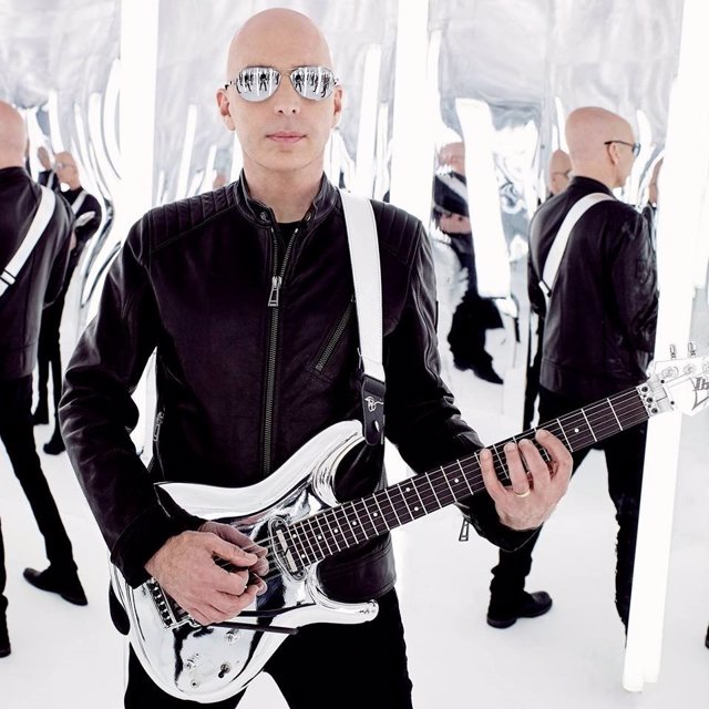 JOE SATRIANI