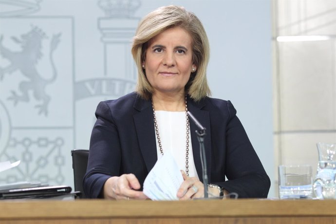 Rueda de prensa de Fátima Báñez tras el Consejo de Ministros